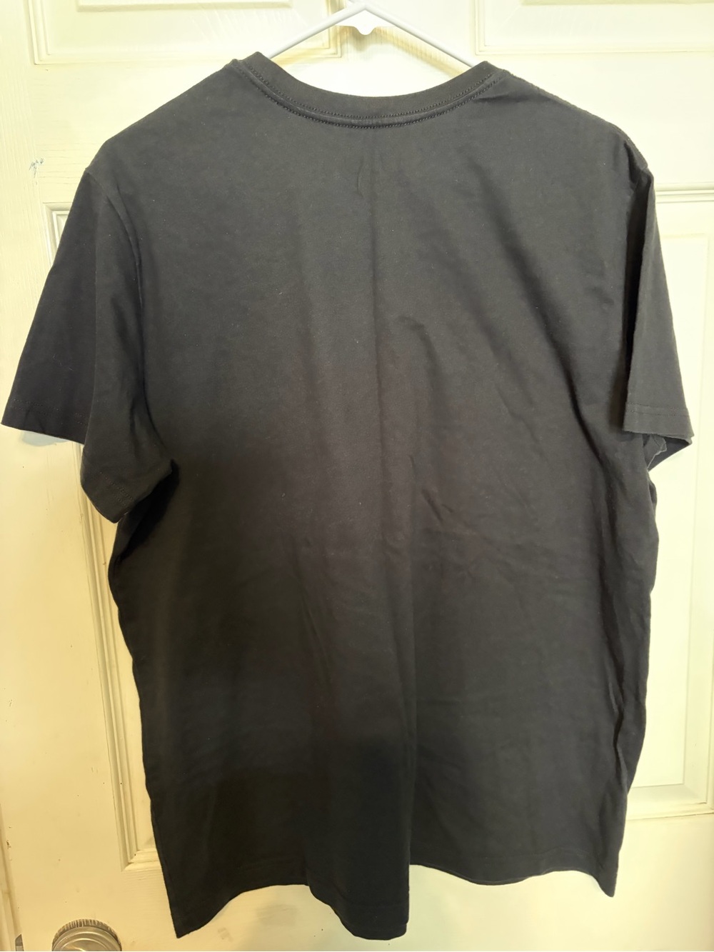 Guns N' Roses Graphic Tee - Black with American Flag Print - Picture 5 of 5